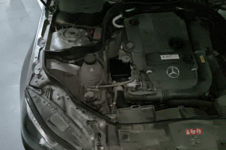 Used Mercedes-Benz E-Class 2014 Restyled E 260 L Sport Edition Engine Bay Right