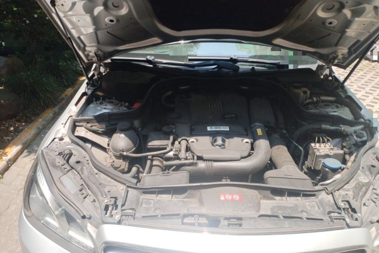 Used Mercedes-Benz E-Class 2014 E 260 L Sport Edition Engine Bay Right
