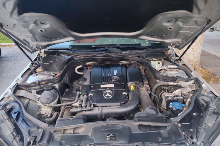 Used Mercedes-Benz E-Class 2014 E 260 L Sport Edition Engine Bay