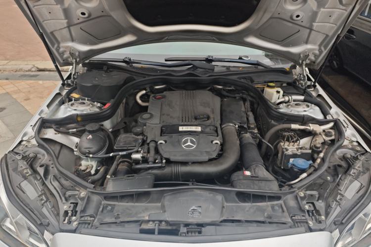 Used Mercedes-Benz E-Class 2014 Restyled E 260 L Sport Edition Engine Bay