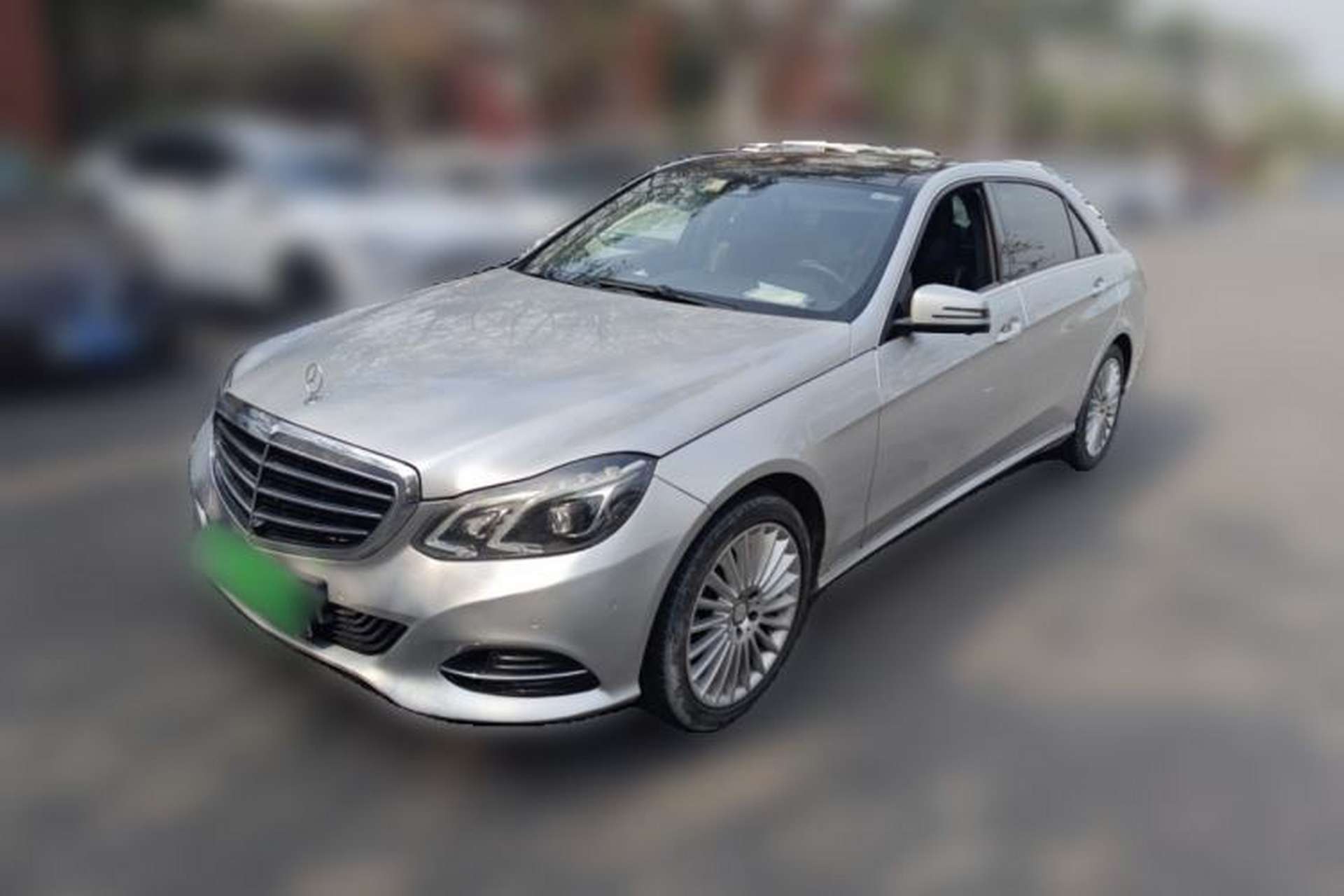 Used Mercedes-Benz E-Class 2014 E 260 L Front Left 45 Deg