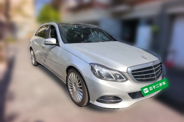Used Mercedes-Benz E-Class 2014 Facelifted E 260 L Luxury Edition Front Right 45 Deg