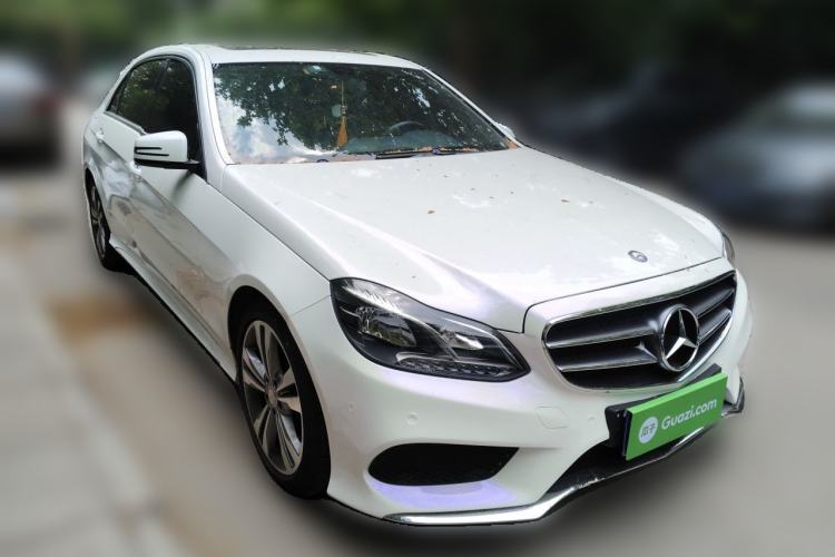 Used Mercedes-Benz E-Class 2014 Restyled E 260 L Sport Edition Front Right 45 Deg