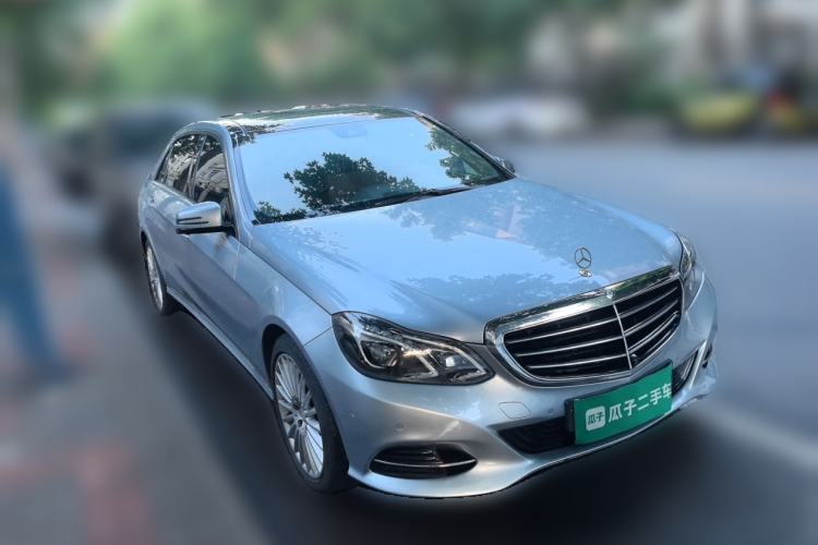 Used Mercedes-Benz E-Class 2014 E 260 L Luxury Model Front Right 45 Deg
