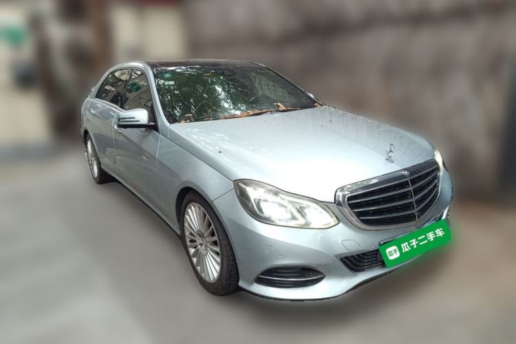 Used Mercedes-Benz E-Class 2014 E 300 L Front Right 45 Deg