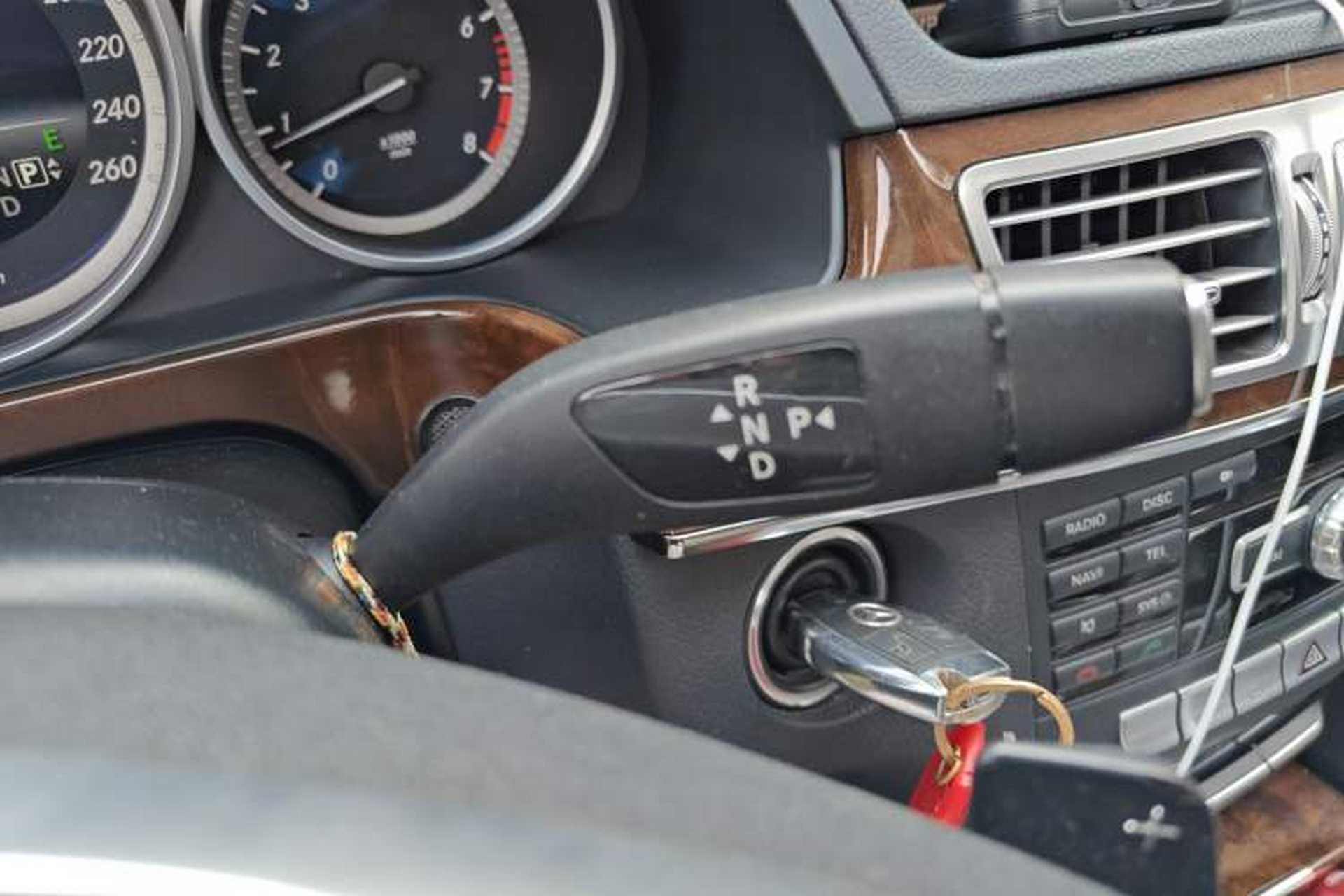 Used Mercedes-Benz E-Class 2014 E 260 L Gear Lever