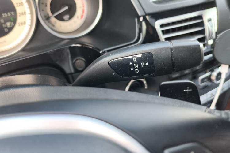 Used Mercedes-Benz E-Class 2014 Restyled E 260 L Sport Edition Gear Lever