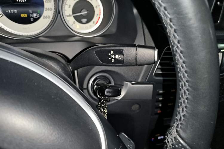 Used Mercedes-Benz E-Class 2014 E 200 Coupe Gear Lever