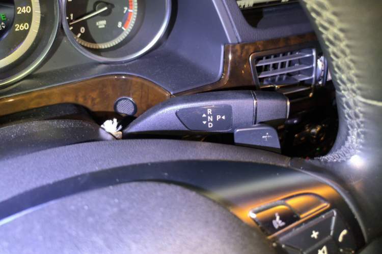 Used Mercedes-Benz E-Class 2014 E 260 L Luxury Model Gear Lever