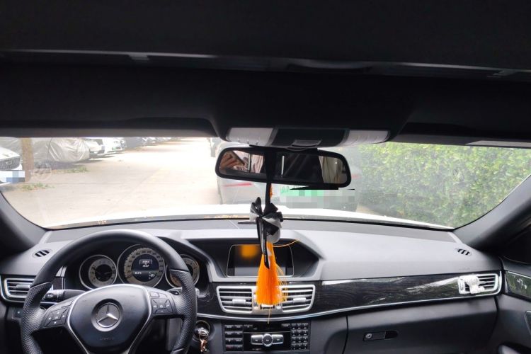Used Mercedes-Benz E-Class 2014 Restyled E 260 L Sport Edition Headliner