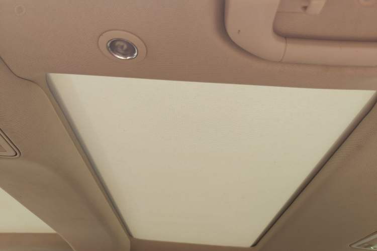 Used Mercedes-Benz E-Class 2014 E 260 L Luxury Model Headliner