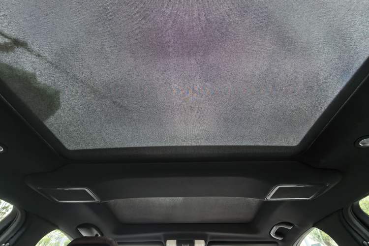 Used Mercedes-Benz E-Class 2014 E 260 L Luxury Model Headliner