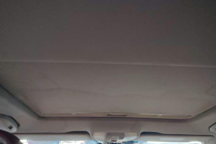Used Mercedes-Benz E-Class 2014 E 260 L Sport Edition Headliner