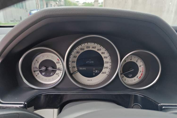 Used Mercedes-Benz E-Class 2014 E 300 L Sport Luxury Edition Instrument Cluster