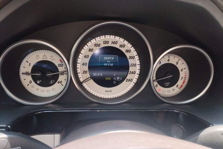 Used Mercedes-Benz E-Class 2014 E 260 L Sport Edition Instrument Cluster