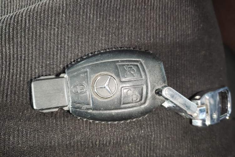 Used Mercedes-Benz E-Class 2014 E 260 L Sport Edition Interior 1