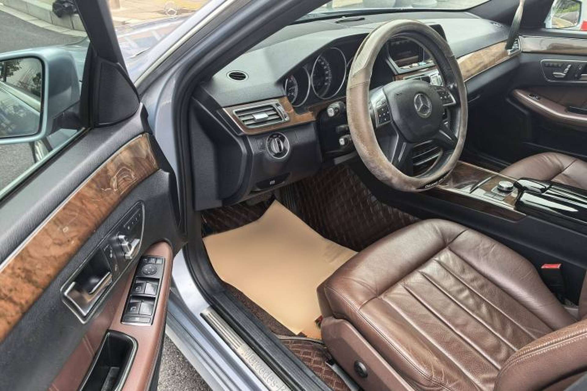 Used Mercedes-Benz E-Class 2014 E 260 L Luxury Model Left Front Seat