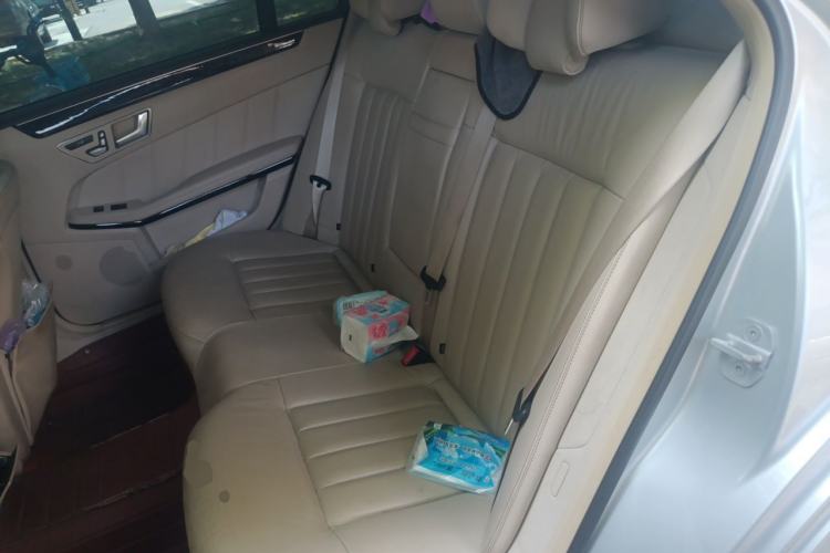 Used Mercedes-Benz E-Class 2014 Revised E 260 L Sport Luxury Edition Left Rear Seat