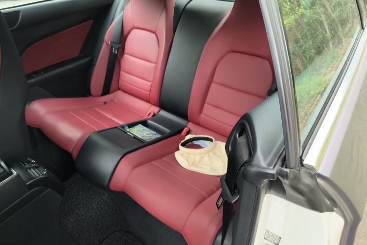 Used Mercedes-Benz E-Class 2014 E 260 Coupe Left Rear Seat