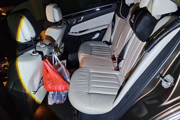 Used Mercedes-Benz E-Class 2014 Revised E 260 L Sport Luxury Edition Left Rear Seat