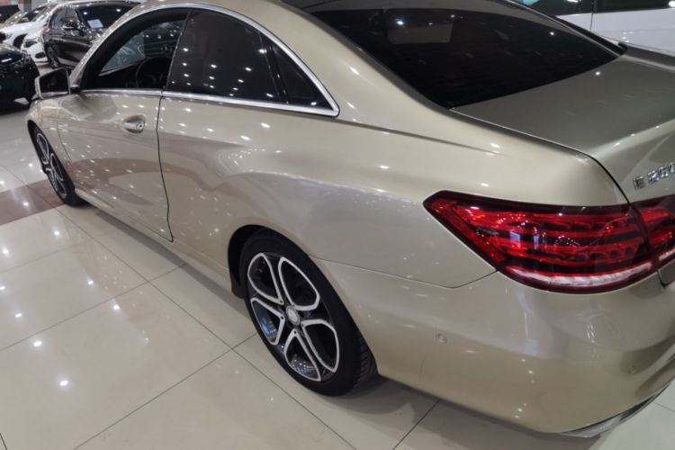 Used Mercedes-Benz E-Class 2014 E 260 Coupe Left Side