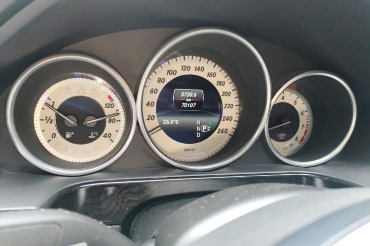 Used Mercedes-Benz E-Class 2014 Restyled E 260 L Sport Edition Odometer Close Up