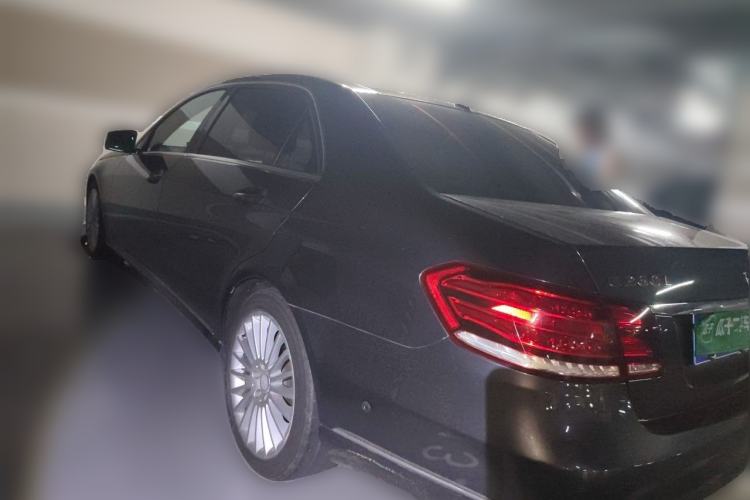 Used Mercedes-Benz E-Class 2014 E 260 L Rear Left 45 Deg
