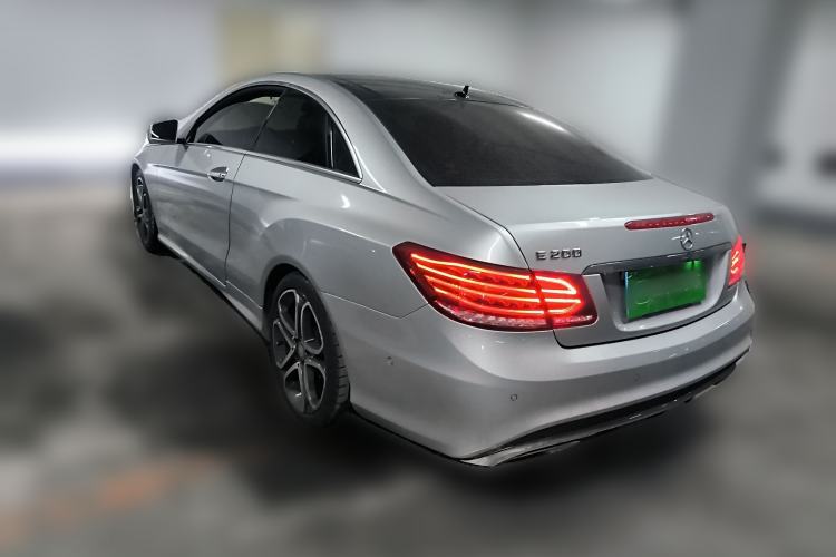 Used Mercedes-Benz E-Class 2014 E 200 Coupe Rear Left 45 Deg