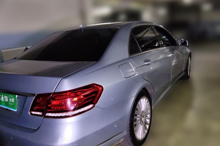 Used Mercedes-Benz E-Class 2014 E 300 L Sport Edition Rear Right 45 Deg