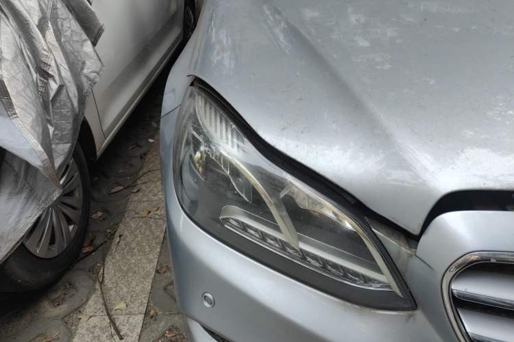 Used Mercedes-Benz E-Class 2014 Restyled E 260 L Sport Edition Right Front Headlight