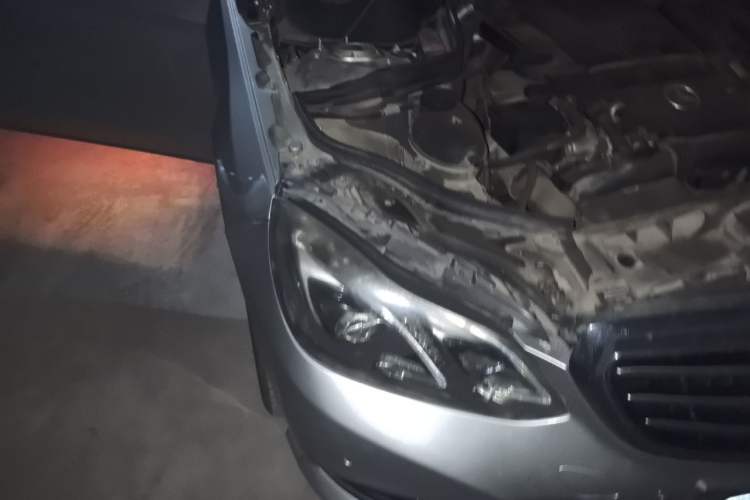 Used Mercedes-Benz E-Class 2014 E 260 L Right Front Headlight