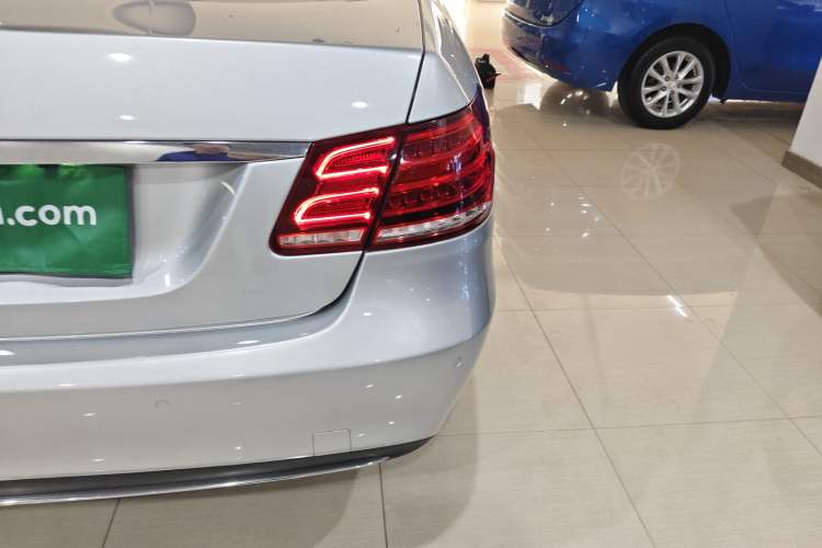Used Mercedes-Benz E-Class 2014 E 260 L Sport Edition Right Rear Taillight