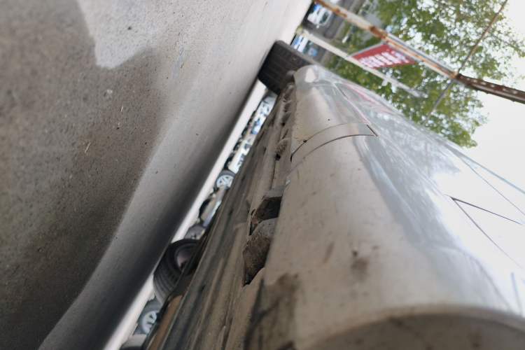 Used Mercedes-Benz E-Class 2014 E 200 Coupe Right Side Sill