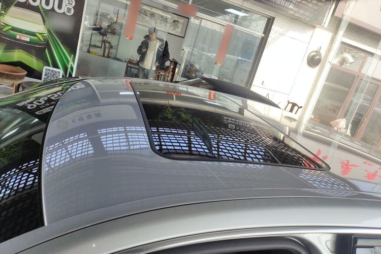 Used Mercedes-Benz E-Class 2014 E 260 L Sport Edition Roof
