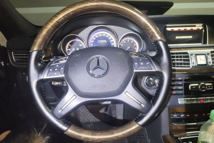 Used Mercedes-Benz E-Class 2014 E 260 L Steering Wheel