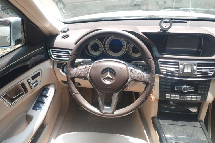 Used Mercedes-Benz E-Class 2014 E 260 L Sport Edition Steering Wheel