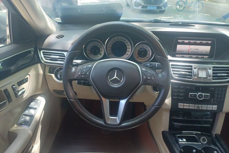 Used Mercedes-Benz E-Class 2014 Revised E 260 L Sport Luxury Edition Steering Wheel