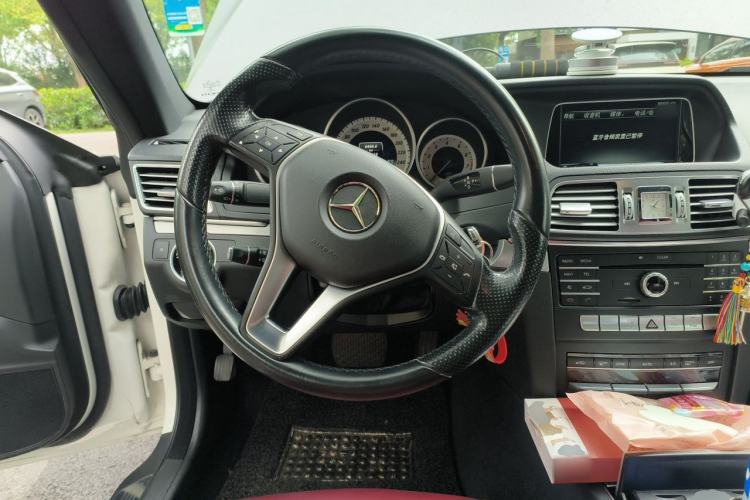 Used Mercedes-Benz E-Class 2014 E 260 Coupe Steering Wheel