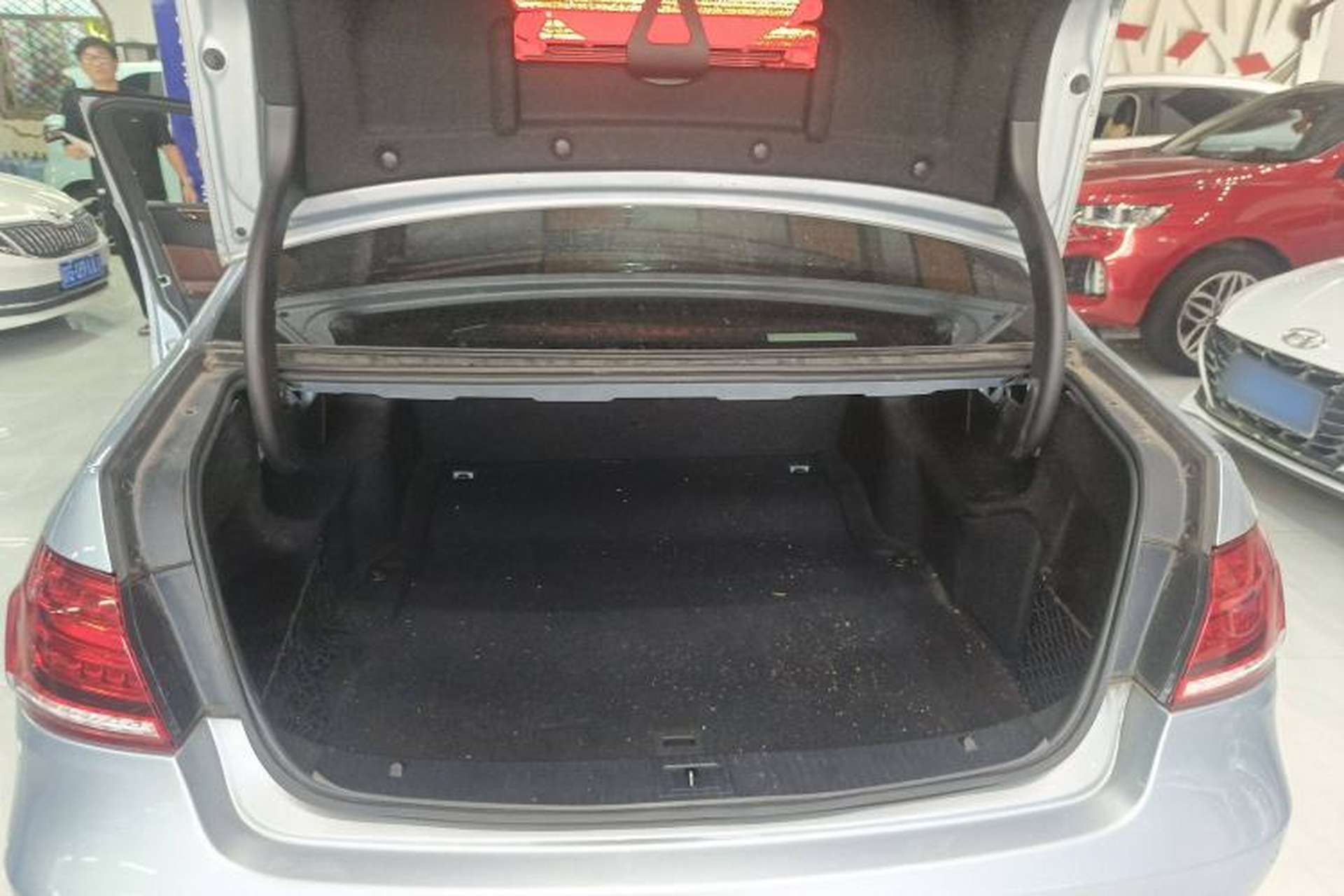 Used Mercedes-Benz E-Class 2014 E 260 L Luxury Model Trunk
