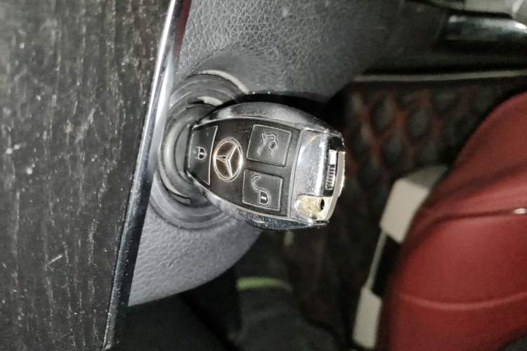 Used Mercedes-Benz E-Class 2014 Restyled E 260 L Sport Edition Vehicle Key