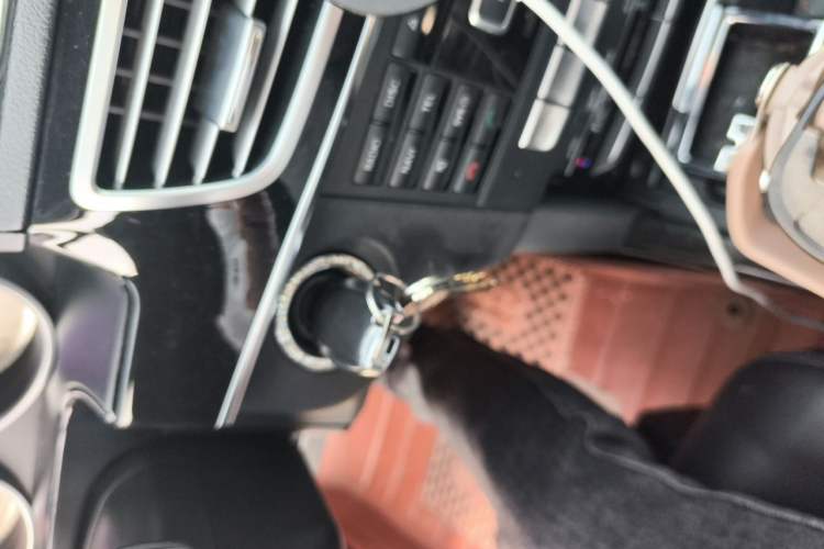 Used Mercedes-Benz E-Class 2014 Restyled E 260 L Sport Edition Vehicle Key