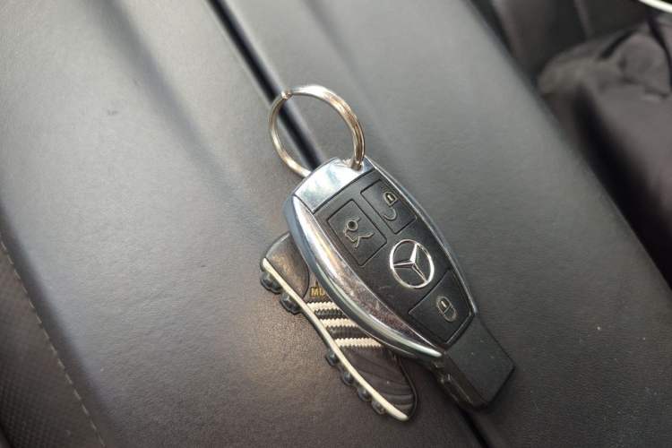 Used Mercedes-Benz E-Class 2014 E 400 L Sport Luxury Edition Vehicle Key