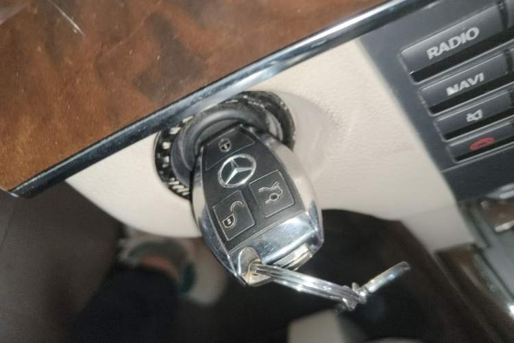 Used Mercedes-Benz E-Class 2014 E 260 L Luxury Model Vehicle Key