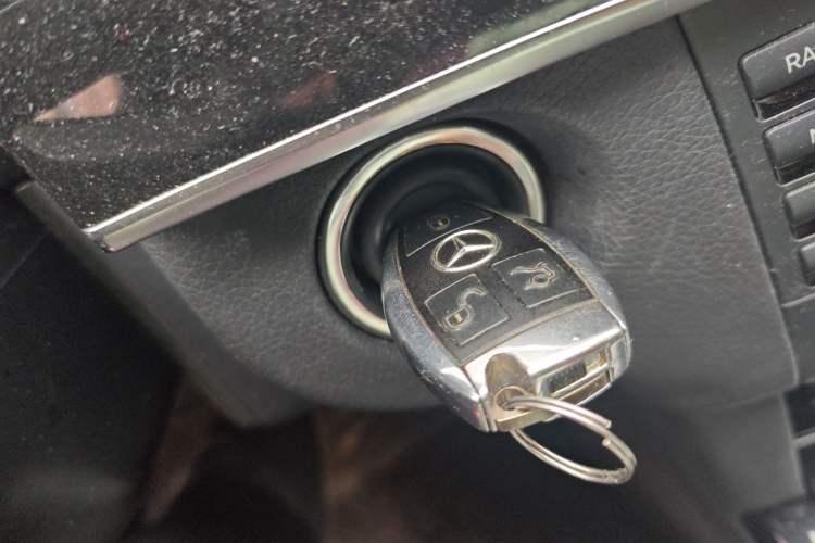 Used Mercedes-Benz E-Class 2014 Restyled E 260 L Sport Edition Vehicle Key