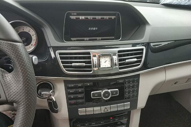 Used Mercedes-Benz E-Class 2014 E 300 L Sport Edition Audio And AC Panel