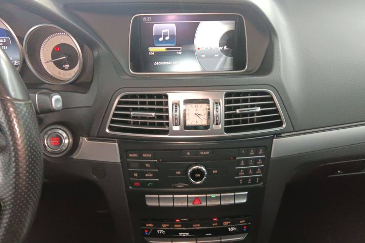 Used Mercedes-Benz E-Class 2014 E 200 Coupe Audio And AC Panel