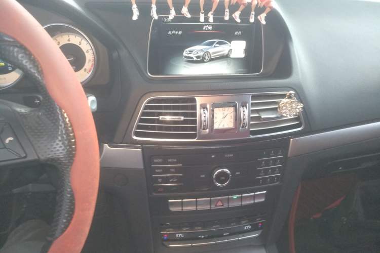 Used Mercedes-Benz E-Class 2014 E 260 Coupe Audio And AC Panel