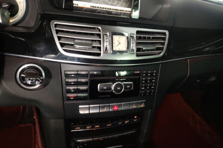 Used Mercedes-Benz E-Class 2014 E 300 L Sport Edition Audio And AC Panel