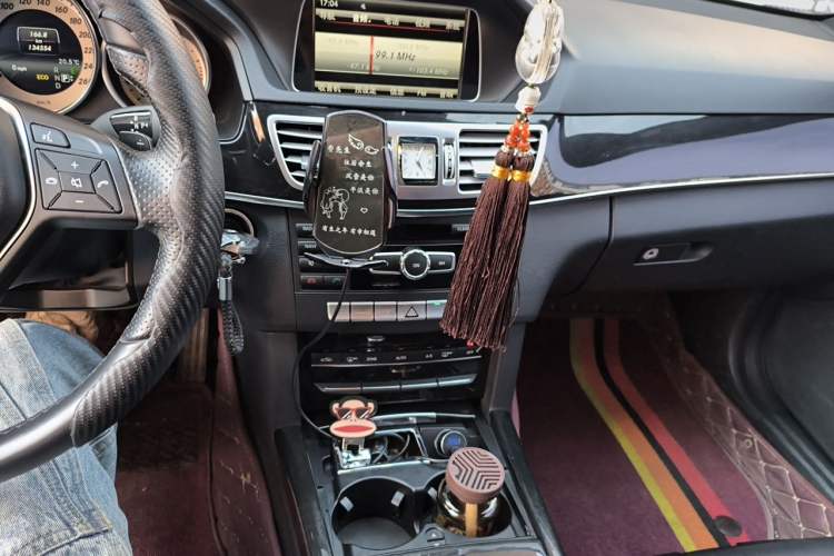 Used Mercedes-Benz E-Class 2014 E 260 L Sport Edition Audio And AC Panel