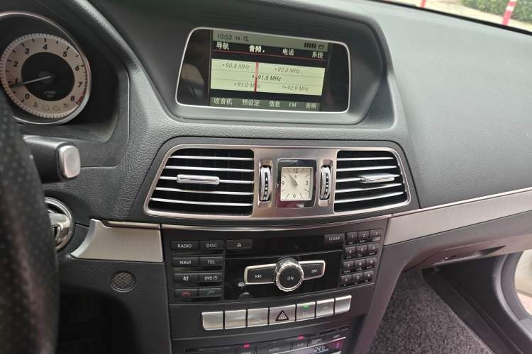 Used Mercedes-Benz E-Class 2014 E 200 Coupe Audio And AC Panel